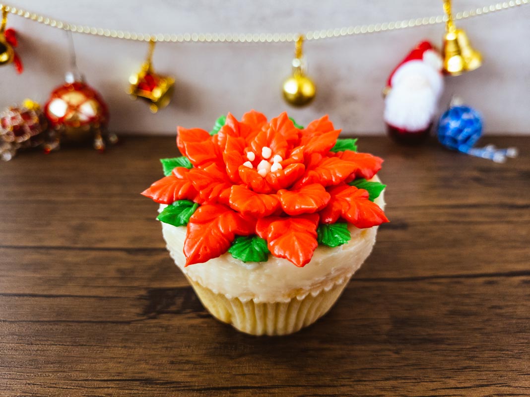 christmas-cupcakes-1-3-1068x800