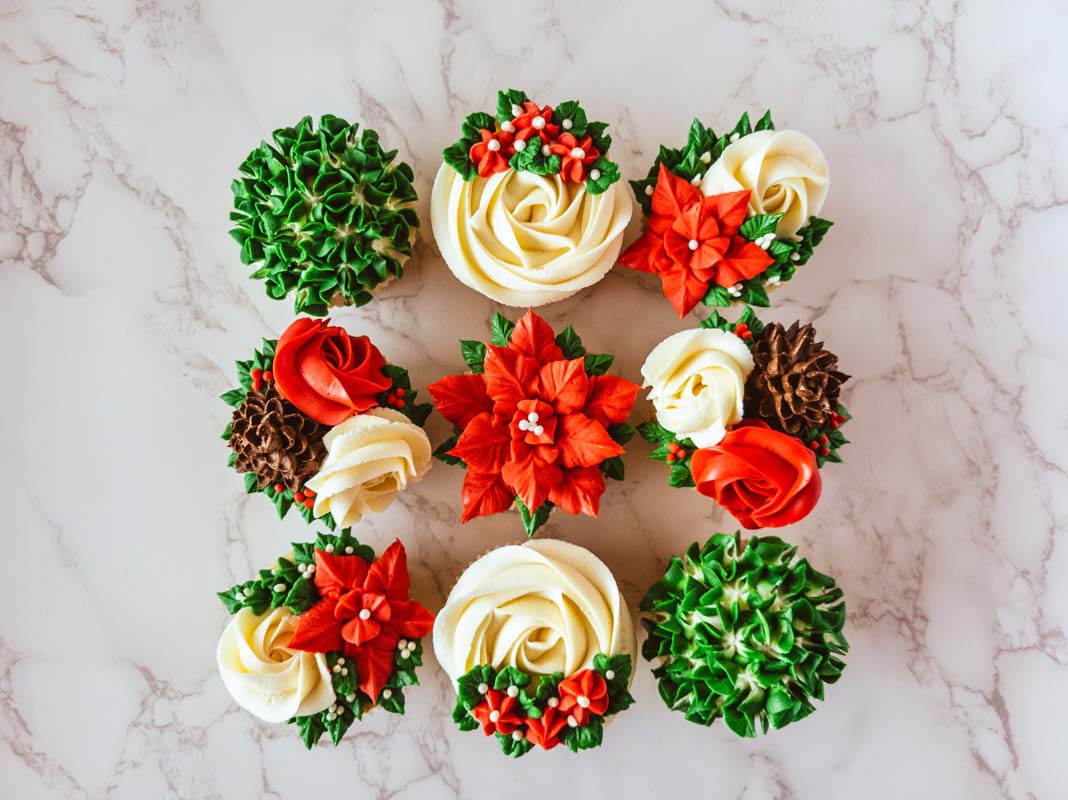 christmas-cupcakes-2-2-1068x800