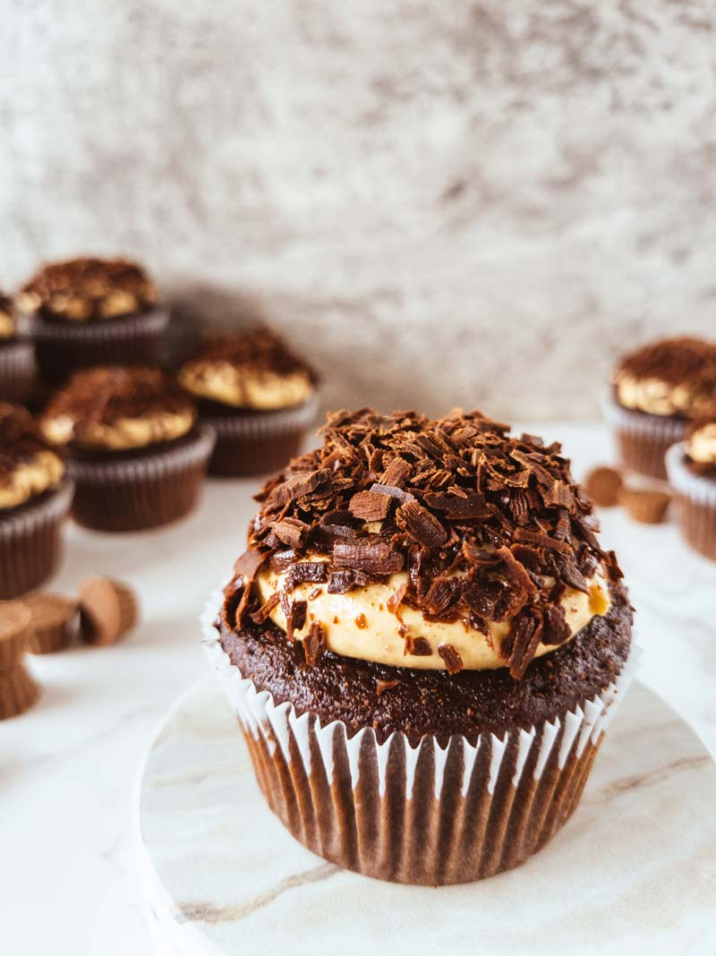 peanut-butter-cup-cupcakes-5b-800x1068