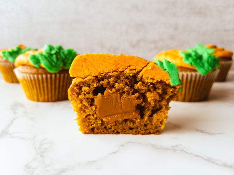 Pumpkin-cupcake-v1_web